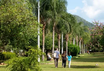 Praça Dercy Gonçalves